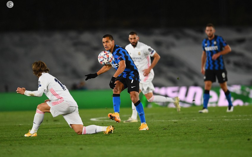 Çempionlar Liqası: Qrupun ilk oyun günü böyükhesablı nəticələrlə yadda qaldı